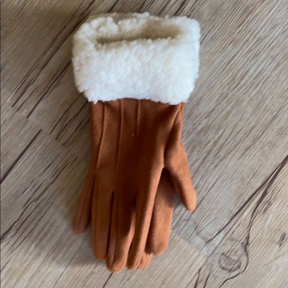 *WHOLESALE* Fashion Glove 6 Pair Assortment - Picture 7 of 7